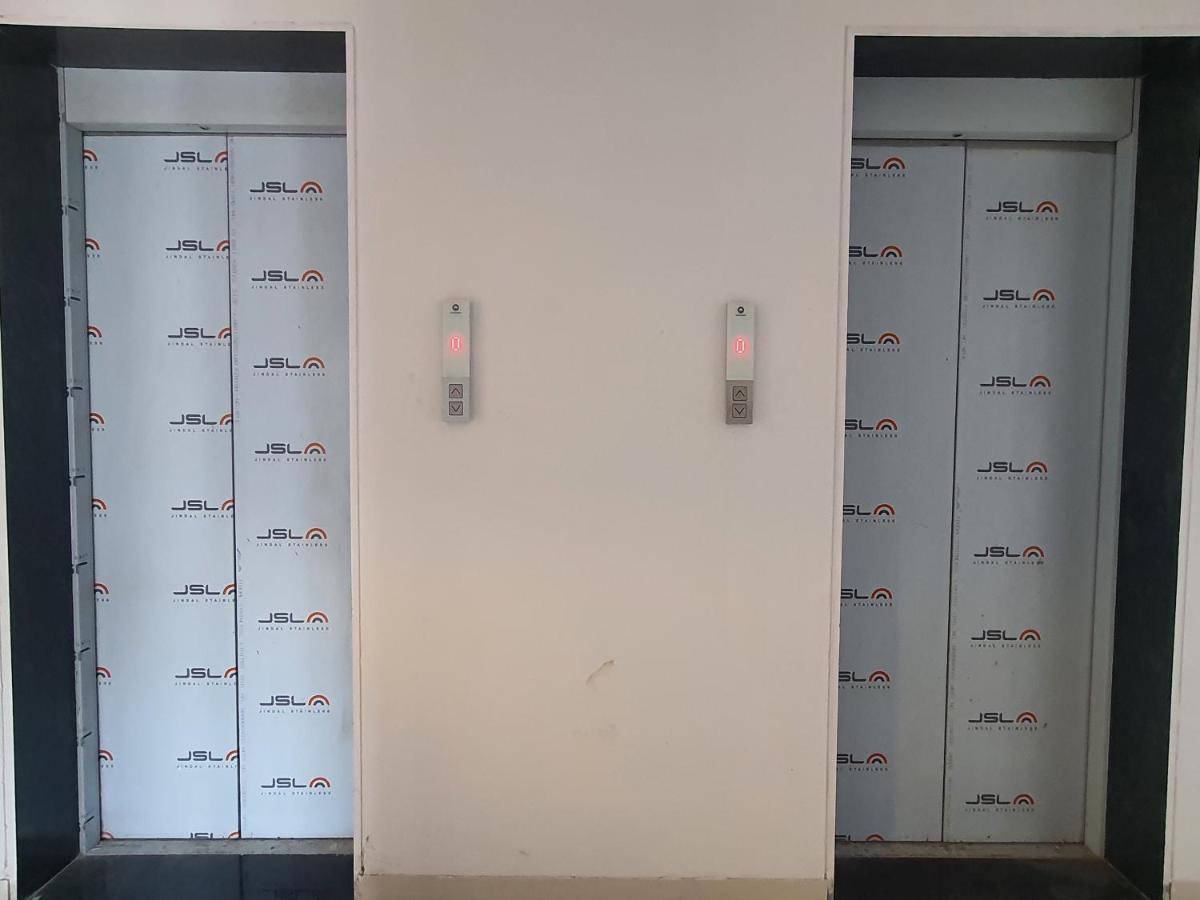 Osi Apartments Khar West Mumbai Exterior photo